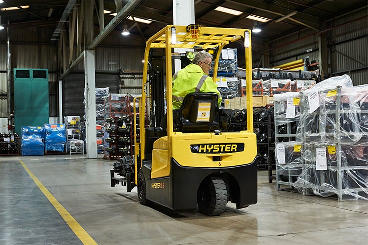 A1.3-1.5XNT 3 Tekerlekli Arkadan Çekişli Elektrikli Karşı Dengeli Forklift Araç